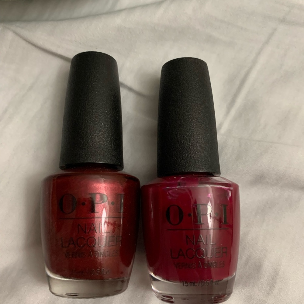 OPI NAIL POLISH BUNDLE IN DEEP MAROON